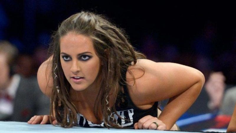 Sarah Logan has a new look!