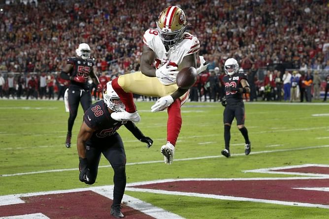 Garoppolo throws 4 TD passes, 49ers beat Cardinals 28-25