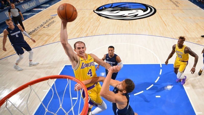 Alex Caruso had a memorable dunk this season against the Mavs, which turned out to be a momentum changer