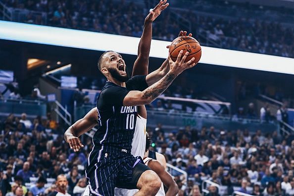 lakers vs magic line