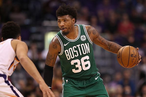 Marcus Smart left the court in the third quarter of Boston&#039;s win over the Knicks