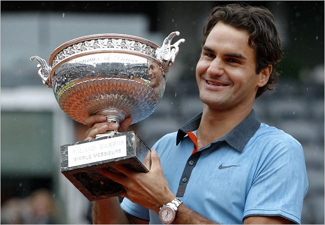 Federer equaled Sampras&#039; all-time tally of 14 Grand Slams by winning at the 2009 French Open