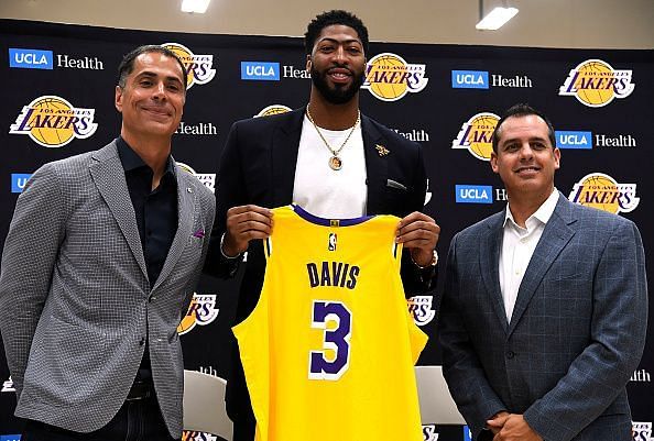 Lakers introduce Anthony Davis