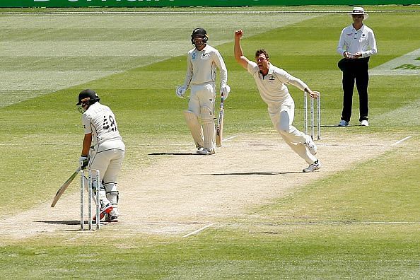 Pattinson&#039;s three-wicket burst all but ended New Zealand&#039;s hopes of saving the Test match.