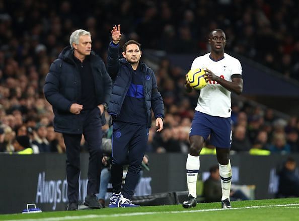 Tottenham Hotspur&#039;s Jos&eacute; Mourinho and Chelsea&#039;s Frank Lampard on the touchline