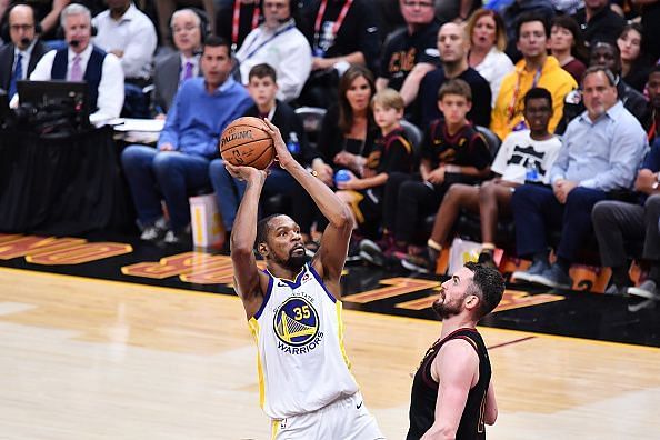 Kevin Durant outscored Golden State&#039;s four other starters during a memorable performance