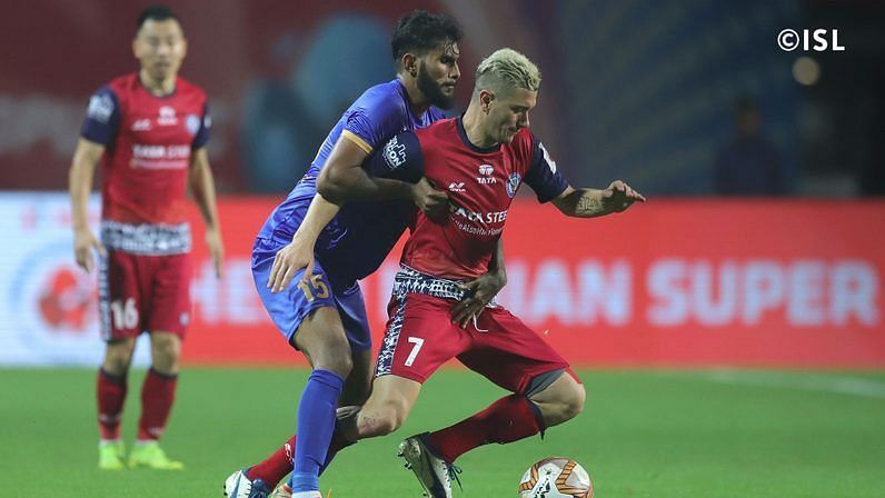 Piti being fouled (Photo: Indian Super League)