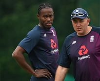 England could stick with an all-seam attack against SA, reckons Chris Silverwood