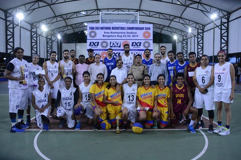 K Govindaraj (middle) is flanked by players from the 3x3 National Championship [Image: BFI Twitter]