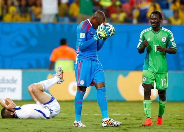 Vincent Enyeama celebrates qualification for the 2014 World Cup