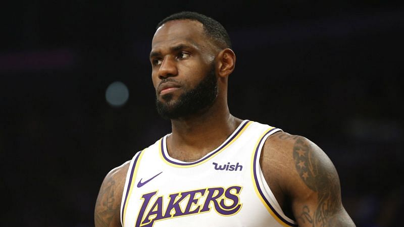 LeBron James breaks new ground with 9,000th NBA assist