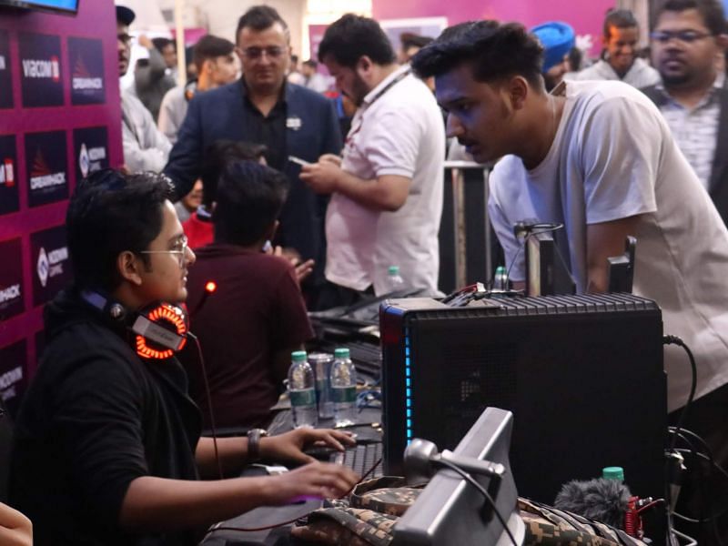 Popular Pubg mobile personalities played with their fans at PAN Fest.