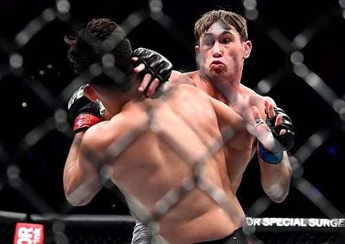 Darren Till in his fight against Kelvin Gastelum