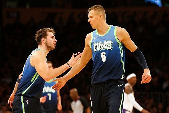 Dallas Mavericks will look to continue their strong start to the season when they travel to San Francisco