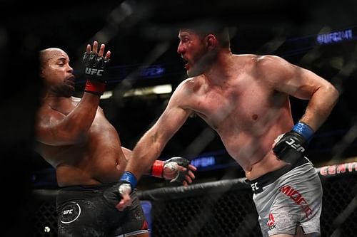 UFC 241 Cormier v Miocic 2