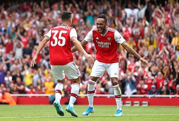 Arsenal v Olympique Lyonnais - Emirates Cup