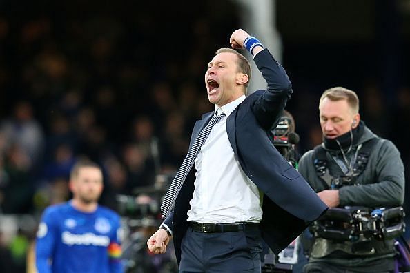 &#039;Big Dunc&#039; led Everton to a huge 3-1 win against Chelsea