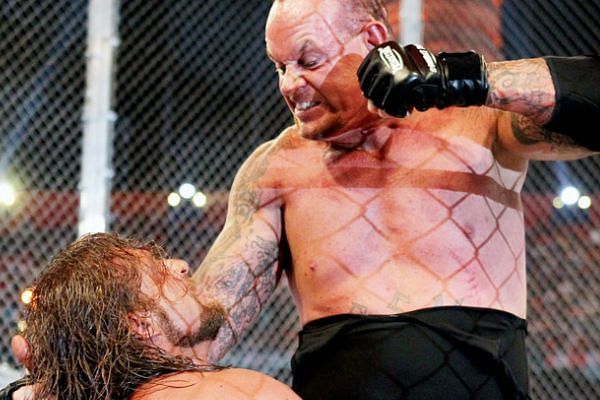 Undertaker vs Triple H - WrestleMania 28