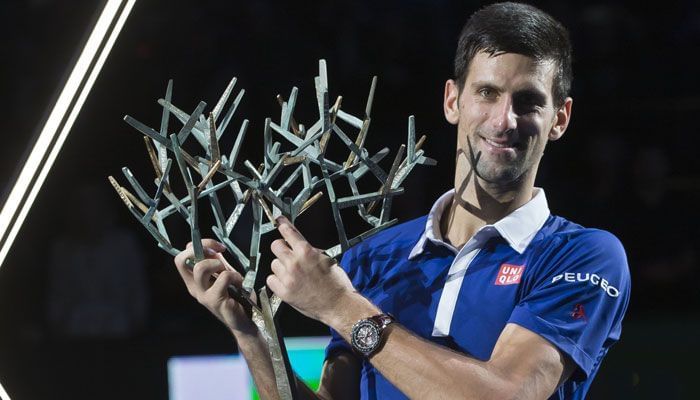 Djokovic poses with the 2015 Paris-Bercy title