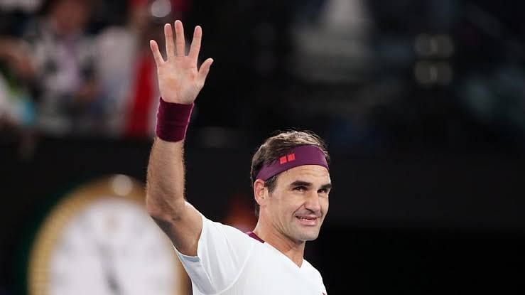 Federer remains on course for a showdown with Djokovic in the semi-finals.