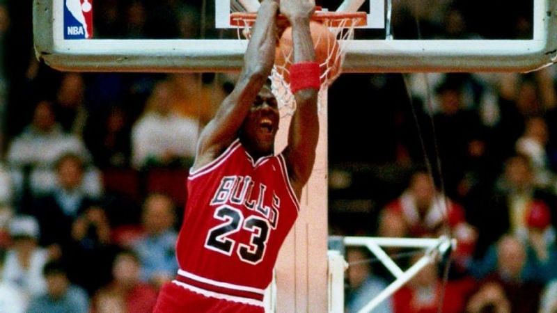 Micahel Jordan took home the title at the 1988 Slam Dunk Contest