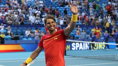 Rafael Nadal waves to the crowd