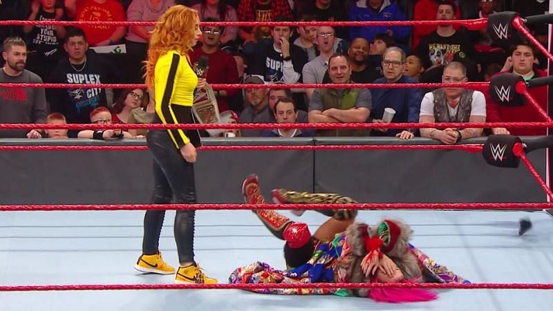 Lynch punches Asuka on RAW