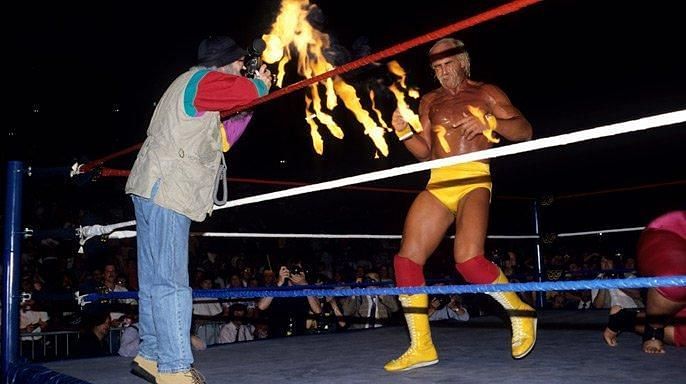 Hulk Hogan is blasted by a &#039;photographer&#039; at King of the Ring 1993