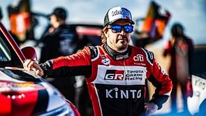 Fernando Alonso drives without windshield after big Dakar Rally crash