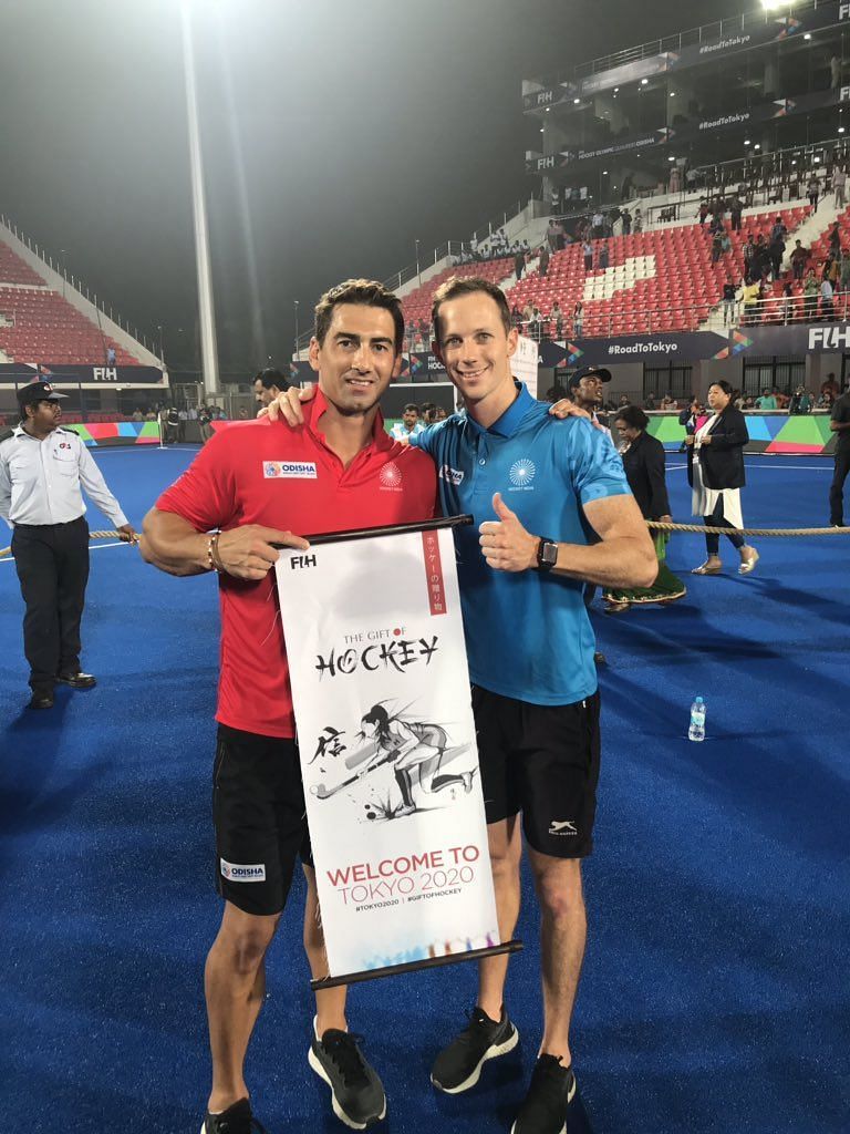 Wayne Lombard (in red shirt) after Indian team's qualification for Olympics