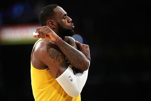 LeBron James and the Los Angeles Lakers remain on track