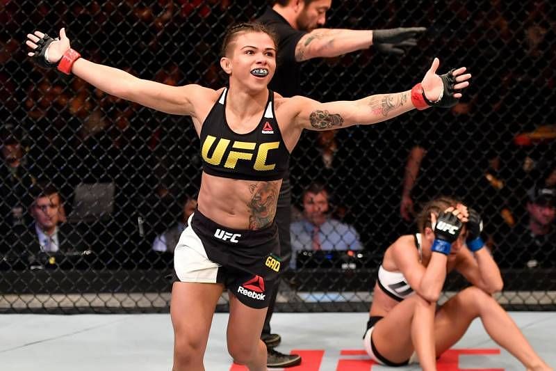 Claudia Gadelha will be looking to submit Alexa Grasso this weekend