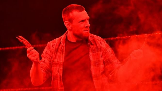 Twitter reacts to WWE SmackDown (January 17, 2020): Matt Hardy, Sasha Banks, and others comment on the show
