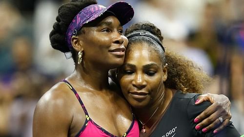 Williams sisters Venus (L) and Serena (R)