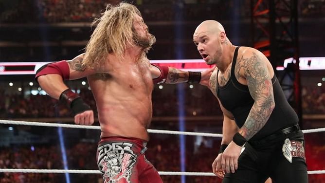 2-time Champion wants to reverse retirement after Edge's WWE Royal Rumble return