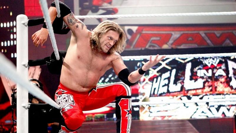 Edge sets up for a spear on Monday Night Raw