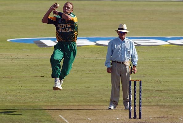 Allan Donald was the nicknamed white lightning