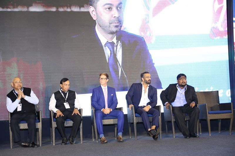 (From left to right): Mr Amitabh Chaudhry, Director of ICC; Dr Naresh Shetty, President at Ramaiyah Memorial Hospital; Mr Jonty Rhodes, Former South African Cricketer; Mr Suniel Shetty, Actor, Film Producer and Founder of &lsquo;Mission Fit; Mr Nishanth Dayal, President of the Dr Dayal Foundation