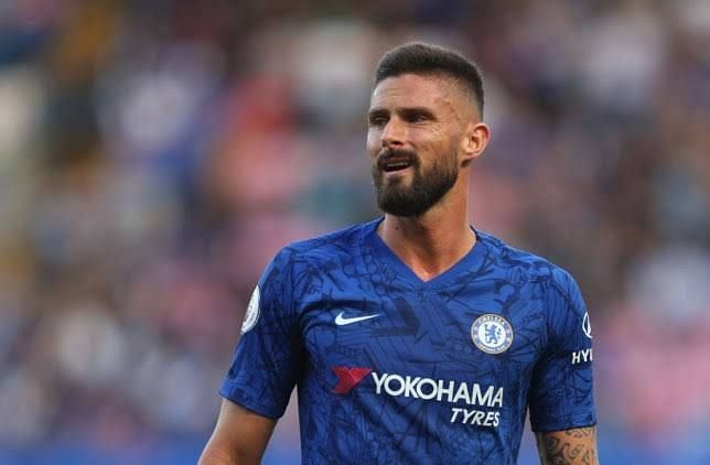 Giroud wants to leave Chelsea due to lack of minutes on the field.