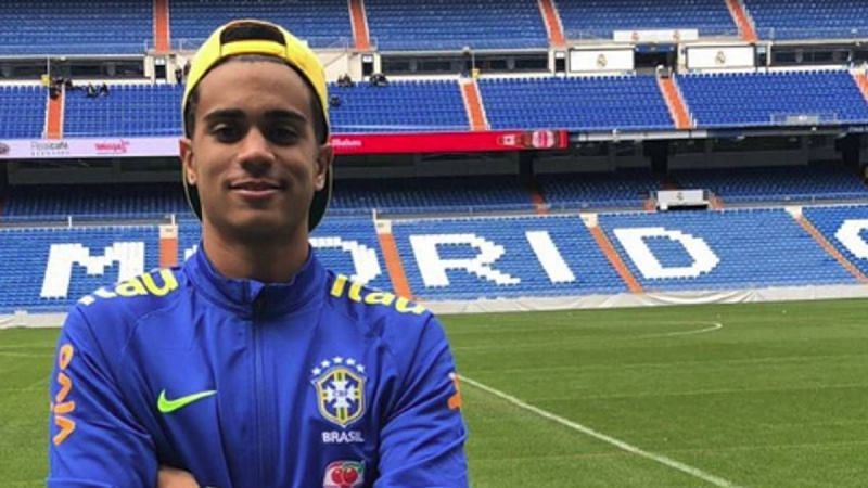 Reinier is set to become the latest Brazilian teenage sensation to join Madrid. (Image credits: AS English)