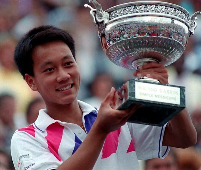 Michael Chang became the youngest Open Era Grand Slam champion at the 1989 French Open