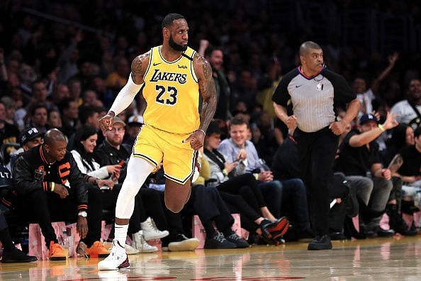 Cleveland Cavaliers v Los Angeles Lakers