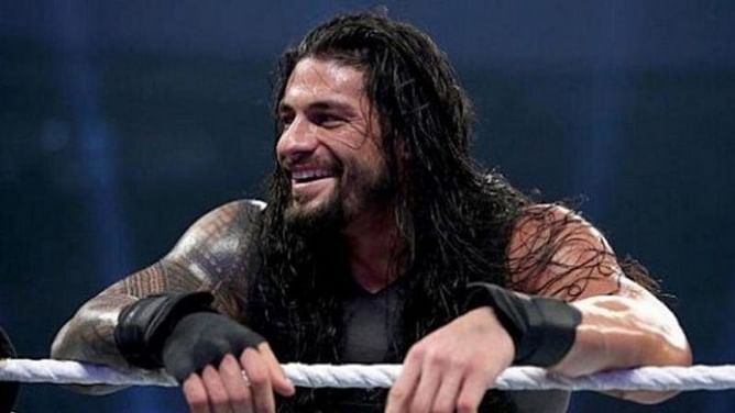 Roman Reigns forces Superstar to eat dog food at WWE live event (Video)