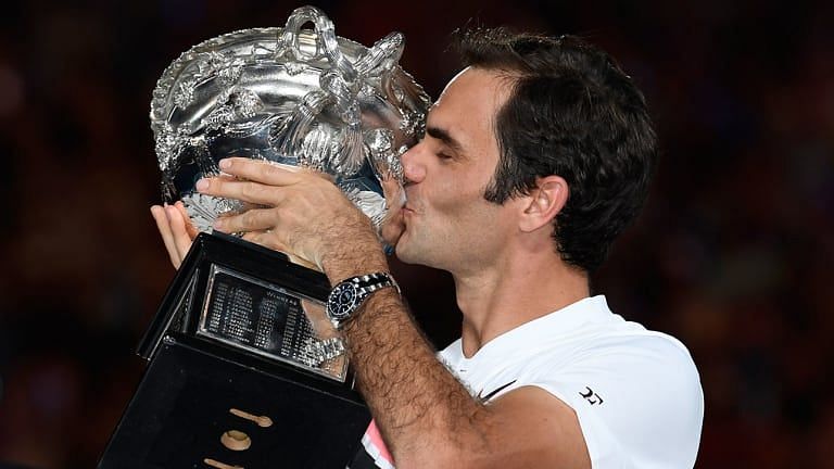 Federer lifts a record-equaling 6th Australian Open title in 2018