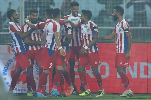 ATK celebrate their 1-0 win over NEUFC thanks to Balwant Singh's last-gasp goal