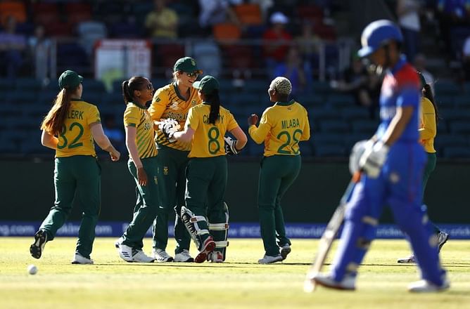 Women's T20 World Cup 2020: Lizelle Lee's century helps South Africa thump Thailand