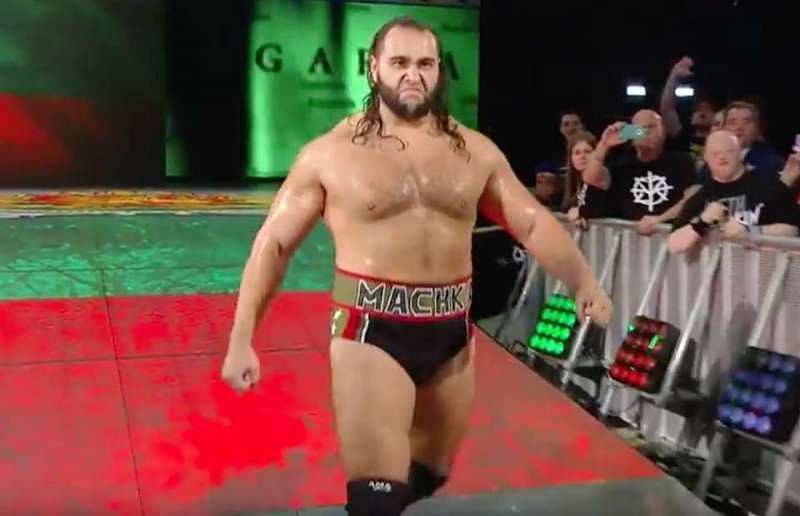 Rusev could really benefit from an encounter with Randy Orton right now!