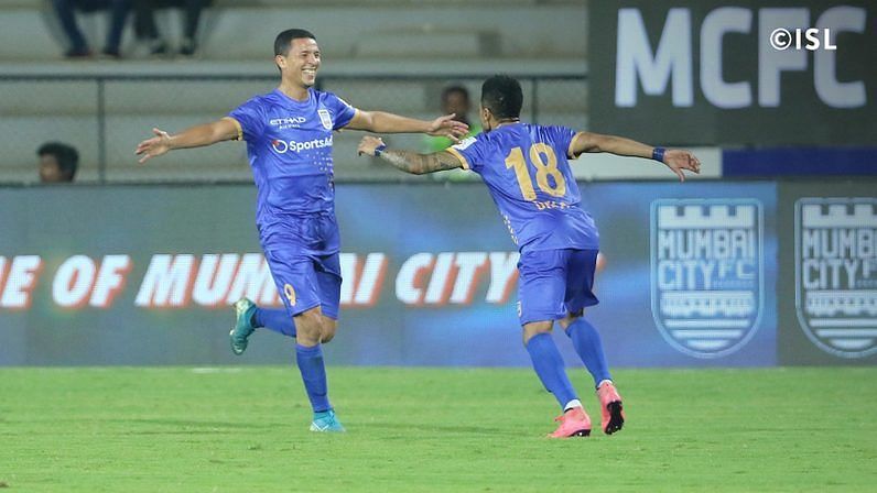 Can Mumbai City FC pull clear of Chennaiyin FC?