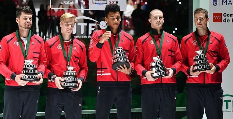 Team Canada with their runners-up trophies at last year&#039;s Davis Cup Finals