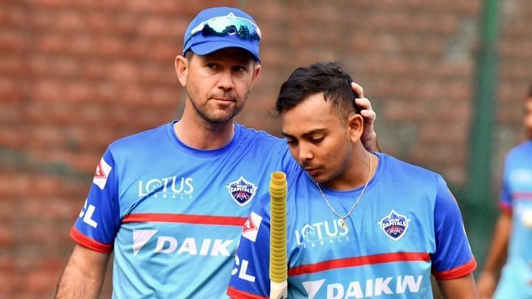 Prithvi Shaw with Ricky Ponting (Picture courtesy: iplt20.com/BCCI)